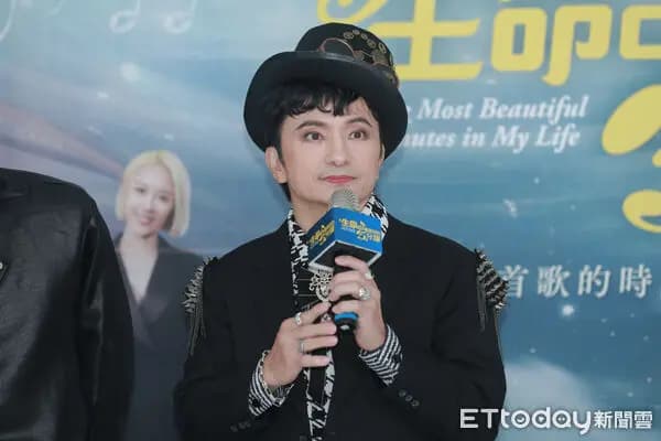 演员唐从圣接受采访,分享《生命中最美好的5分钟》演出感悟