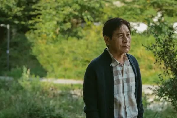 韩国国民影帝安圣基遗照,享年74岁病逝(翻摄自NAVER MOVIE)